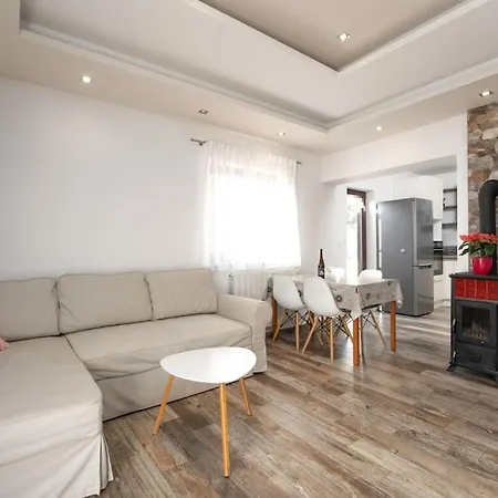 Melani By Briskva Mošćenička Draga