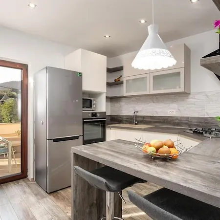 Apartament Melani By Briskva