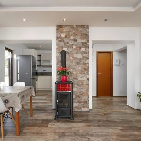 Apartment Melani Moscenicka Draga
