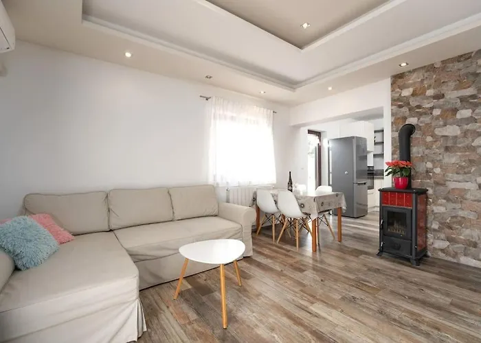 Melani By Briskva Mošćenička Draga